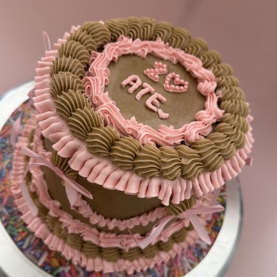 8 Inch Round Cake 