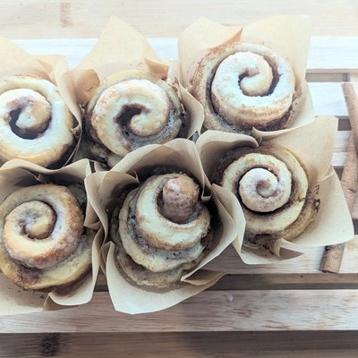 Sourdough Cinnamon Roll Muffins (6pk(