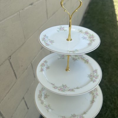 Display Stand RENTAL