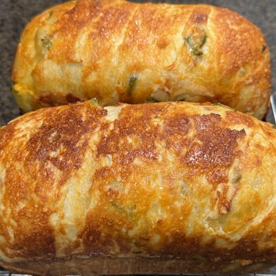 Cheddar Jalapeño Soft Sourdough Loaf
