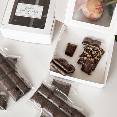 Pistachio Dubai Thin Chocolate bars