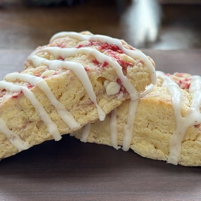 Raspberry White Chocolate Scone 2pk