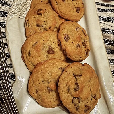 Dozen Soft Batch Chocolate Chip Cookies 
