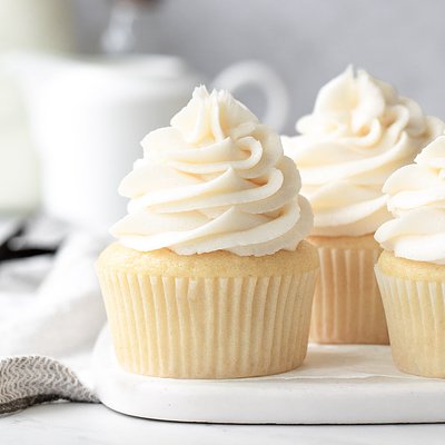 Vanilla Cupcakes 
