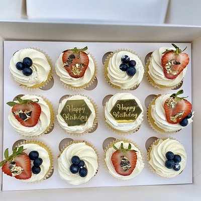 Dozen Of Cupcakes 