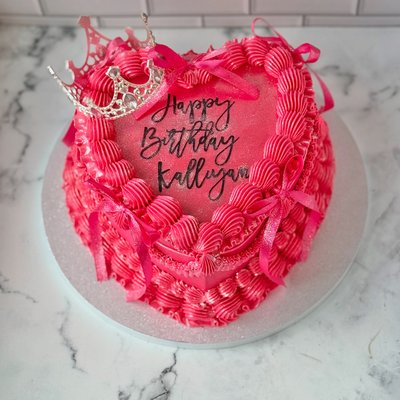 Heart Cake 8in