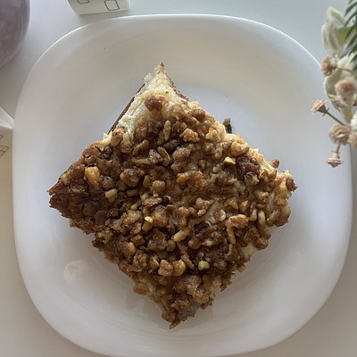 Carrot Crumb Cake 