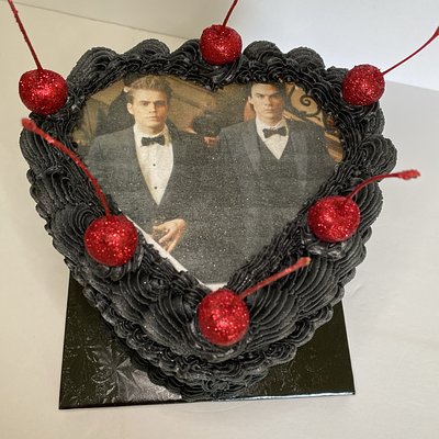 Detailed Burn-Away Cake 