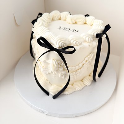 4” 6” 8” 10” 2 Layer Heart Cake 