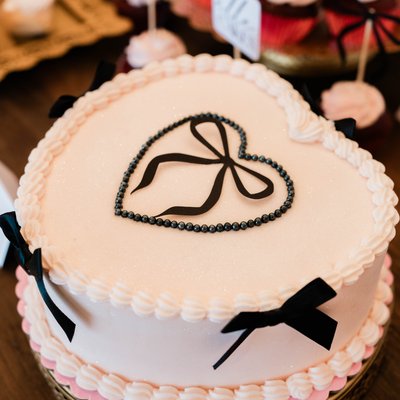 Heart Cake - 8 Inch 