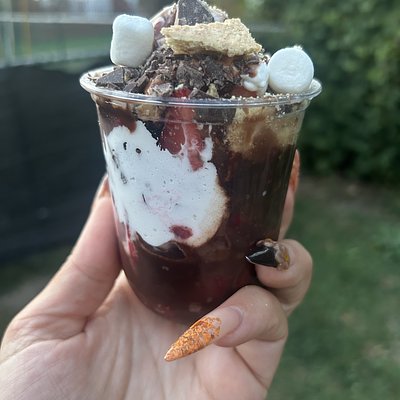 Strawberry S’mores Cup 