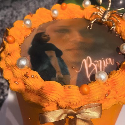 7” Zodiac Cake
