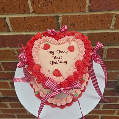 6" Heart Cake