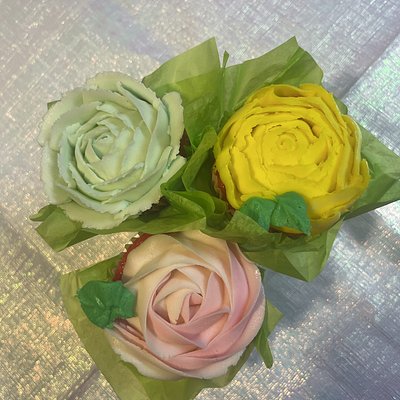 Floral Bouquet 4 Jumbo Cupcake 