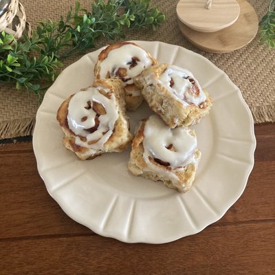 Cinnamon Rolls-12