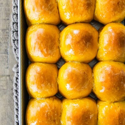 Half Dozen Pumpkin Harvest Rolls