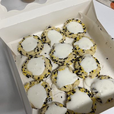 1Dz Thumb Print Cookies 