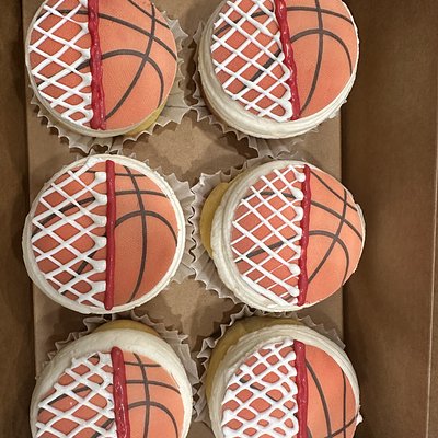 Sports Cupcakes- Basketball (12pk)