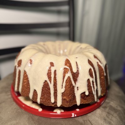 Cinnamon Roll Pound Cake