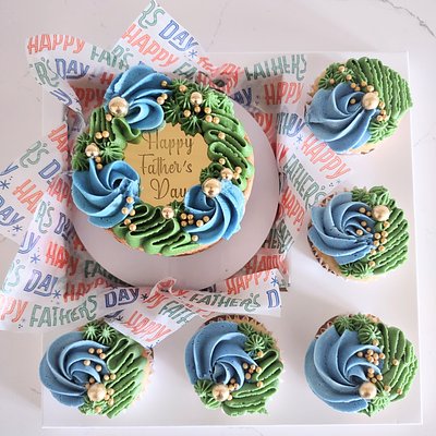 Bento Box Cake With 2 Or 5 Cupcakes 