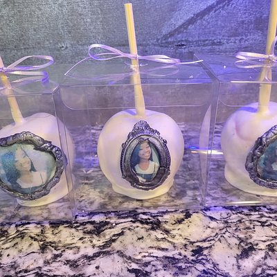 Decorative Candy Apples 