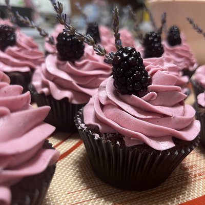 BlackBerry Lavender Cupcakes 12 Servings
