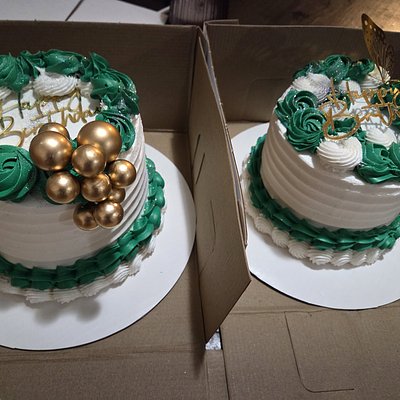 2 Layer 6inch Custom Cakes (Vanilla, Chocolate, Strawberry, Lemon, Cookies And Cream,red Velvet caramel Flavored,funfetti, Wedding Cake)...CAKE TOPPERS And Images  ARE EXTRA Serves  4-6 Ppl