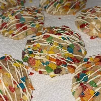Fruity Pebbles Cookies