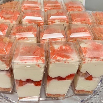 1/2 Dozen Strawberry Crunch 