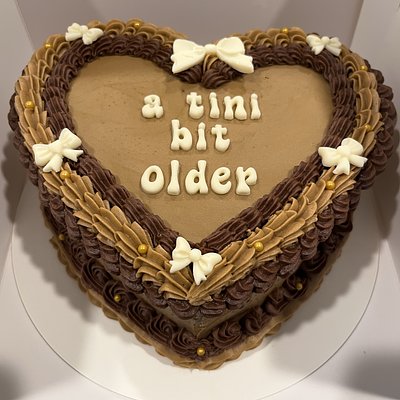Custom Cake (Chocolate) 