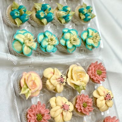 Mini Florals (dozen)
