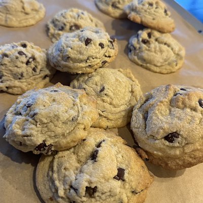 Gluten Free Half Dozen Chocolate Chip Cookies