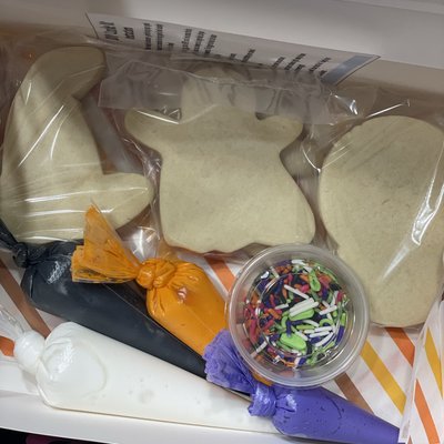 Themed Cookie Party Kits