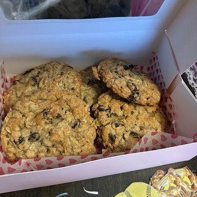 Oatmeal Raisin Cookie 