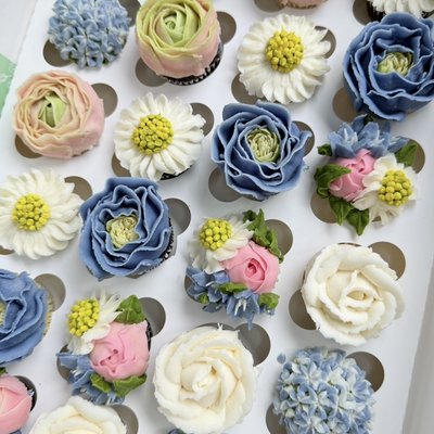 Daisy Florals-2 dz minis