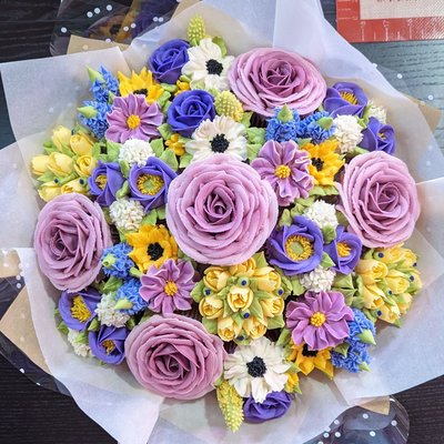 19 Cupcakes Bouquet 