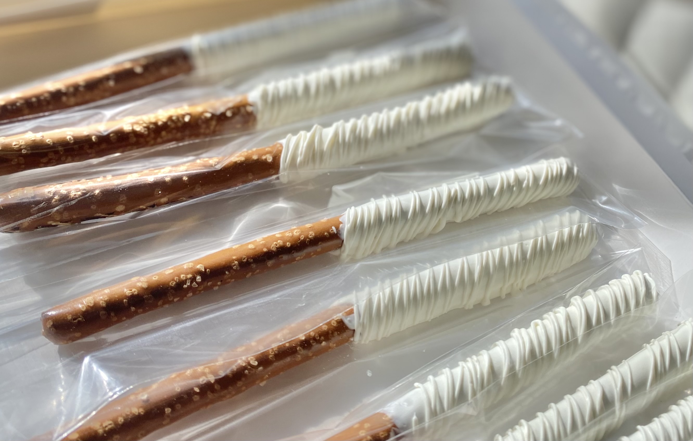 Chocolate Dipped Pretzels 