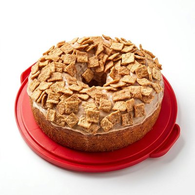 Cinnamon Toast Crunch Pound Cake 