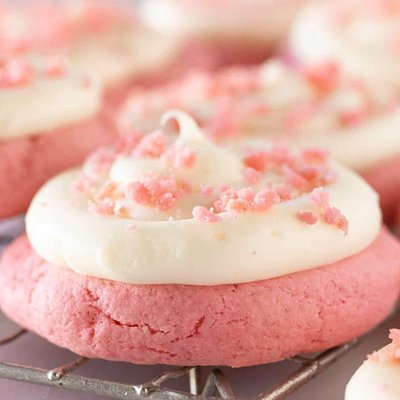 Frosted Pink Velvet Cookies