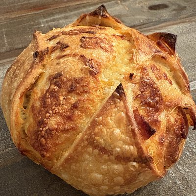 Pepperoni And Mozzarella Loaf 
