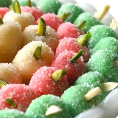 Persian Toot (Almond Bites)