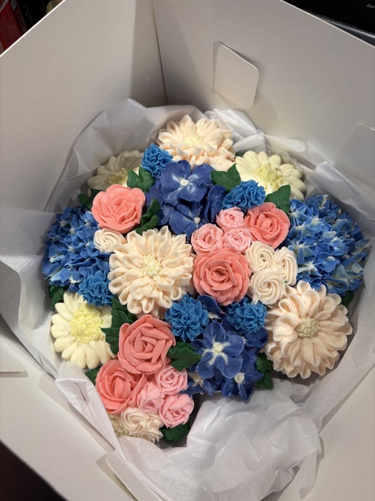 Cupcake Bouquet - Full Bouquet
