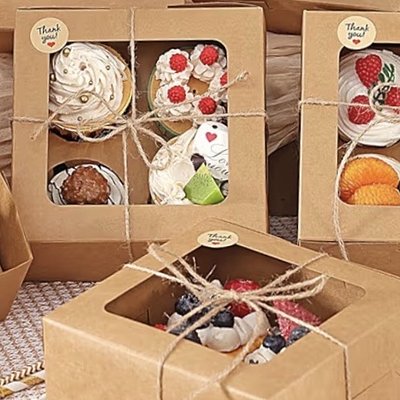 4 Cupcake Variety Gift Box 