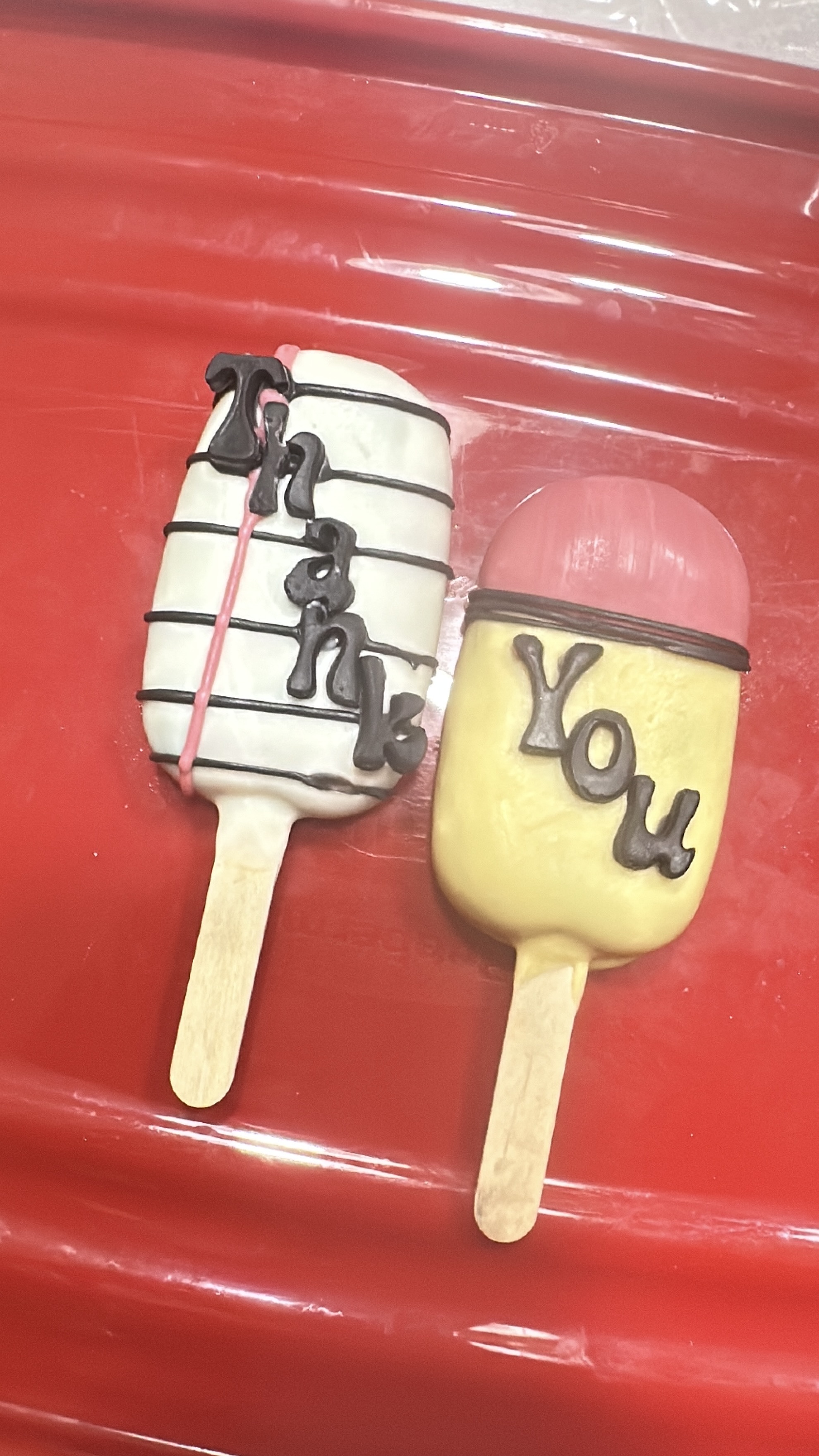 Back To School Cakesicles 🍰