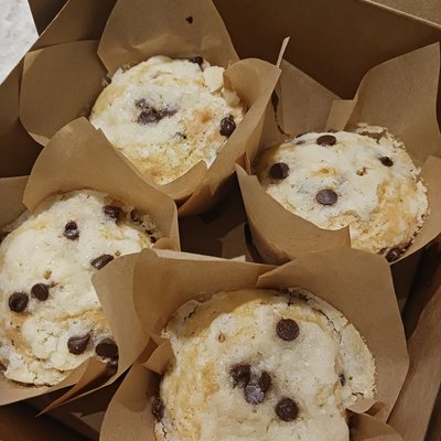 Chocolate Chip Muffins 4pk
