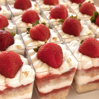 5oz Cake Shooter