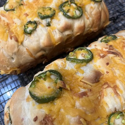 Jalapeño Cheddar Ripple Bread