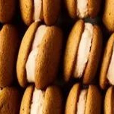 Pumpkin Spice Whoopie Pies