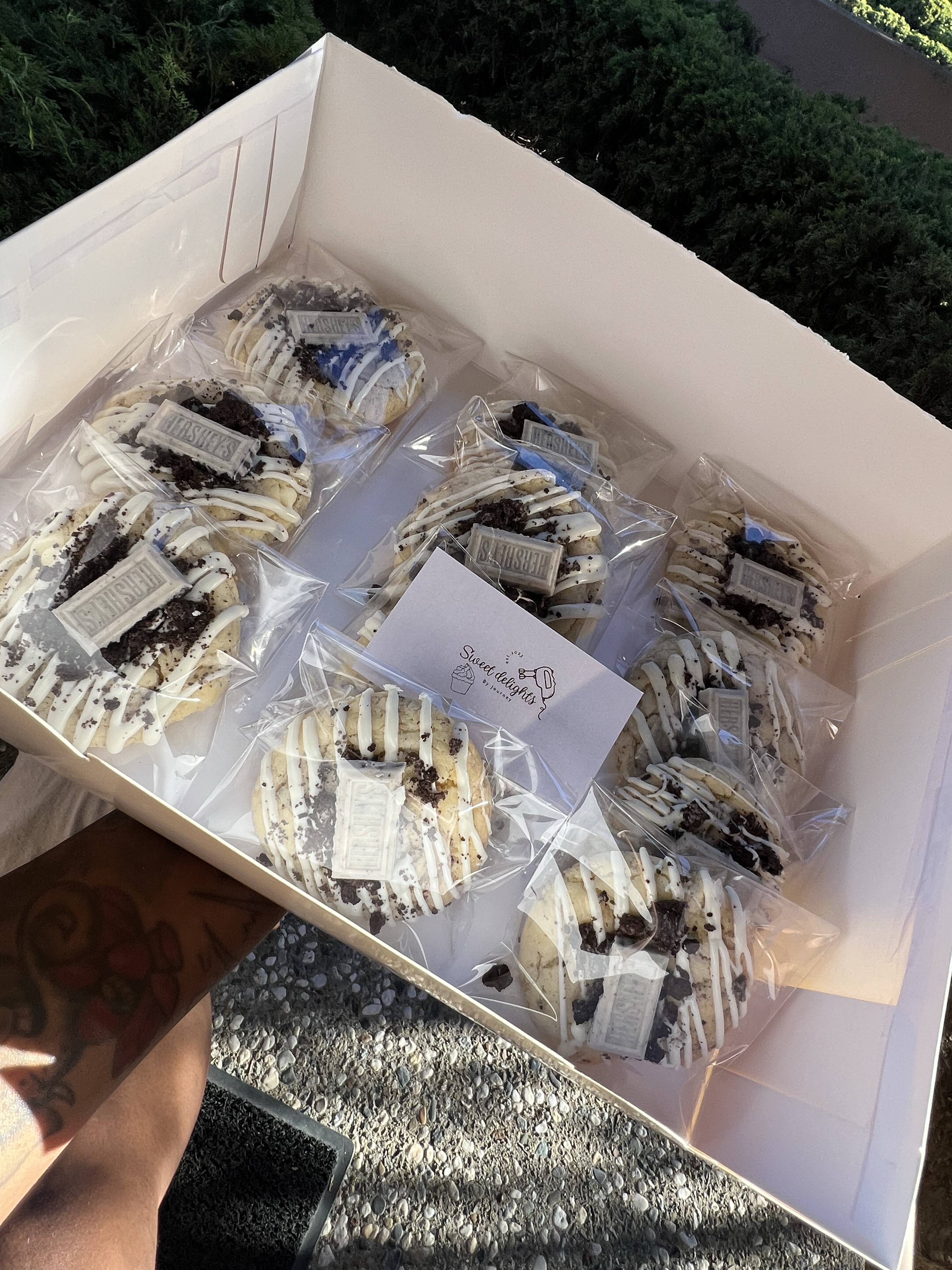 Dozen Cookies    (Shipping Accessible)