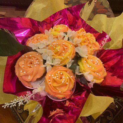 Edible cupcakes Flower Bouquet